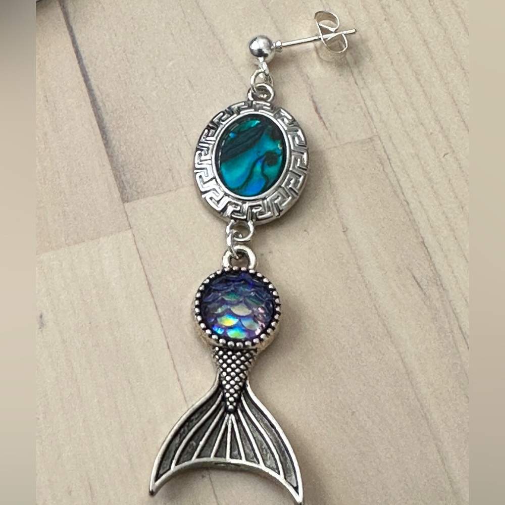 Find your inner mermaid - Mermaid Tail Earrings - Picture 8 of 8